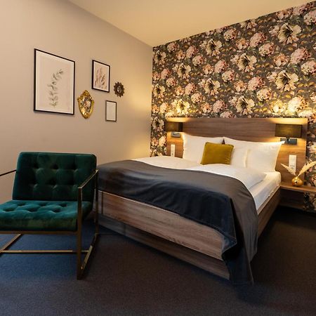 V Boutique Hotel Böblingen Eksteriør bilde