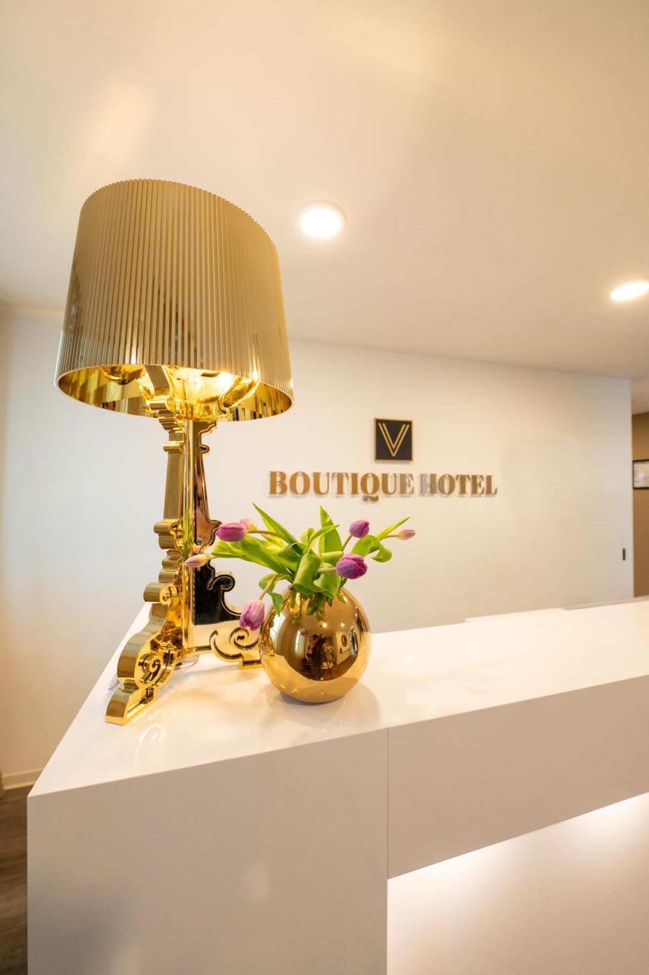 V Boutique Hotel Böblingen Eksteriør bilde