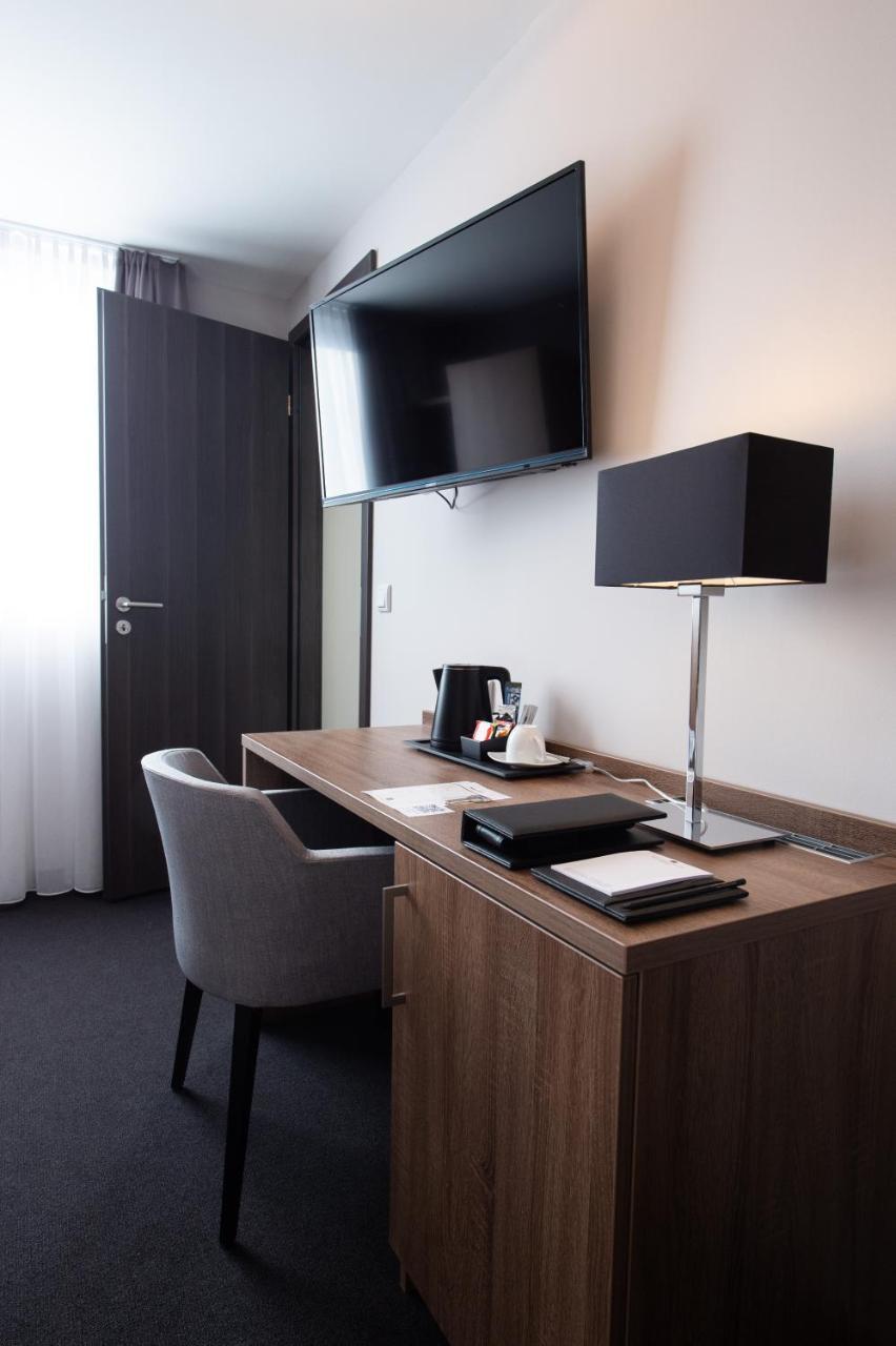 V Boutique Hotel Böblingen Eksteriør bilde